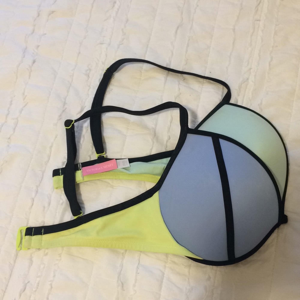 Victoria's Secret Bathing Suit Top